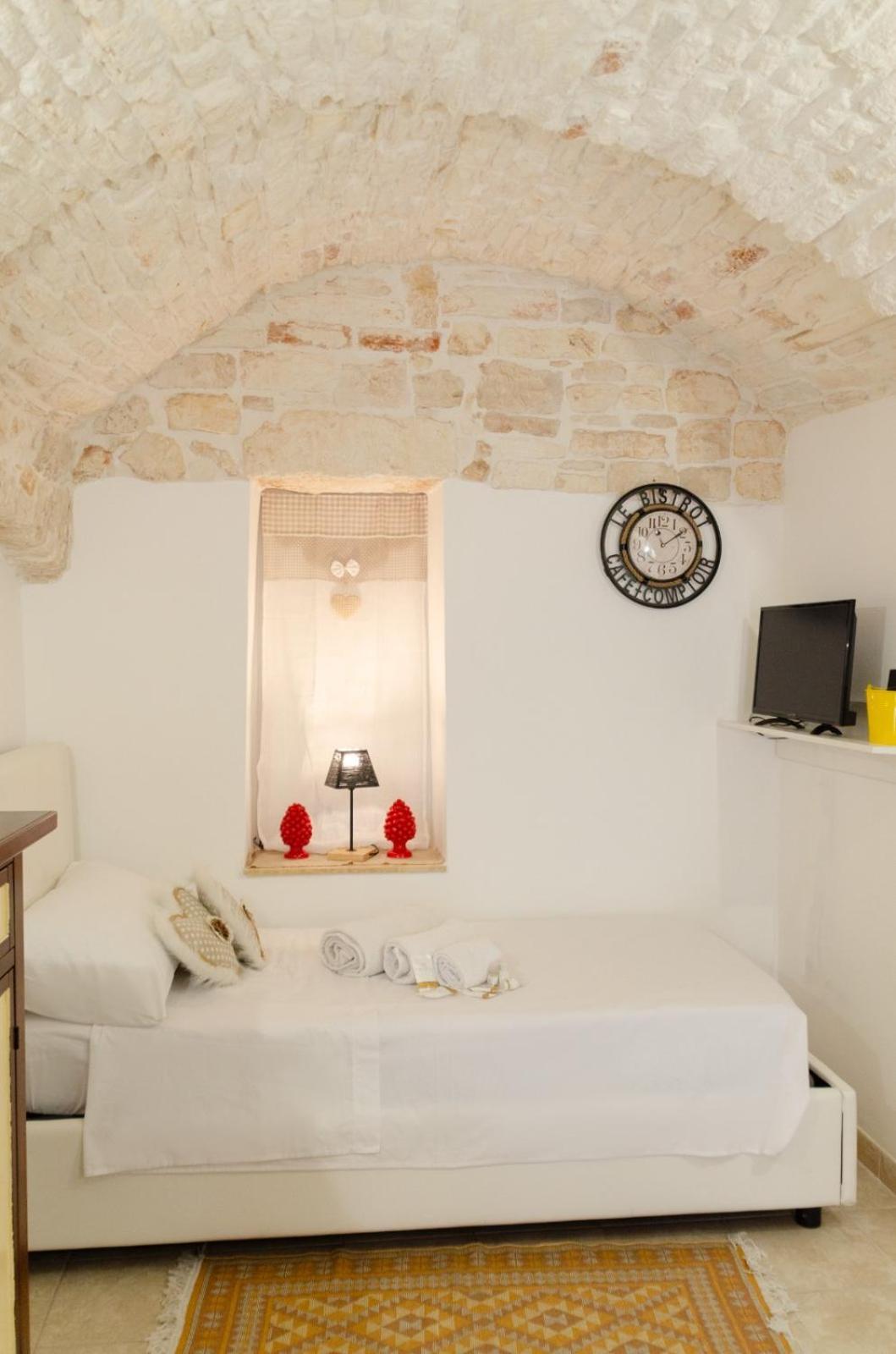 Al Bianco Nido White Stone Apt In Мартіна-Франка Екстер'єр фото